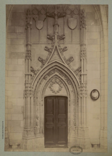 Cléry (Loiret), Eglise Notre-Dame, porte de la sacristie [Cléry-Saint-André]