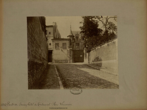Pontoise, Ancien Hôtel du Tribunal, Rue Lemercier
