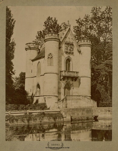 Environs de Chantilly. Le Château de la Reine Blanche
