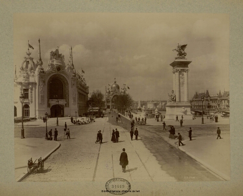 Exposition Universelle de 1900. Le Quai d'Orsay à la Hauteur du Pont Alexandre III
