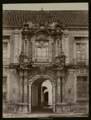 Sevilla. Puerta del Arzobispado