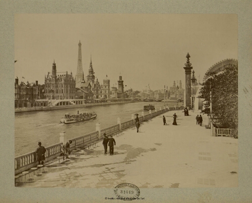 Exposition Universelle de 1900. Palais des Nations Etrangères, vue prise du Palais de l'Horticulture