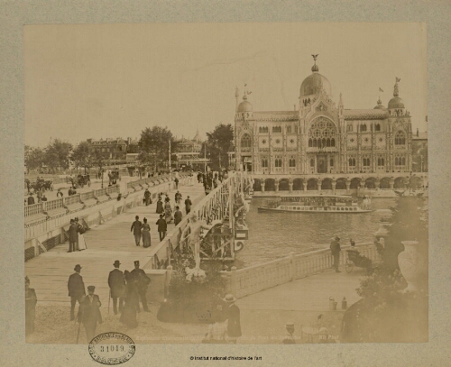 Exposition Universelle de 1900. La Passerelle du Pont des Invalides