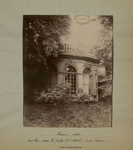 Rouen, Pavillon dans le jardin de l'Hôtel, 1 Rue Faucon