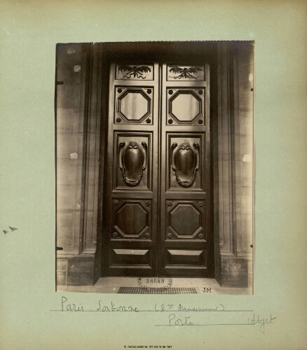 Paris, Sorbonne, porte
