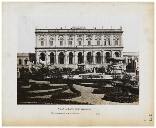 [Albums John Henry Parker (1864-1877). 26 : Villa Albani, Villa Ludovisi, Museo Kircher, coins, Palatino, Sculture Diverse]