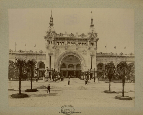 Exposition Universelle de 1900. Parc du Champ de Mars, Palais du Génie Civil
