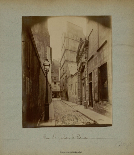 Rue St Julien le Pauvre